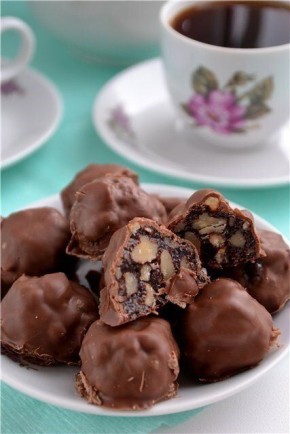 �������