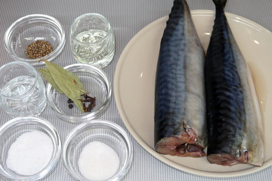 Малосольная скумбрия: легкий и быстрый способ в домашних условиях