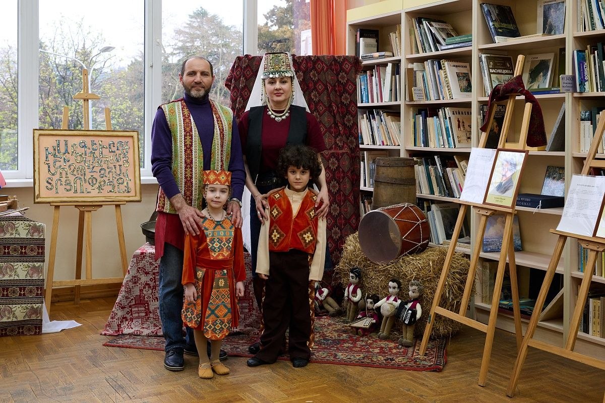 В рамках проекта «Единство народов – богатство России» в Сочи прошел День армянской культуры В рамках проекта «Единство народов – богатство России» в Сочи прошел День армянской культуры