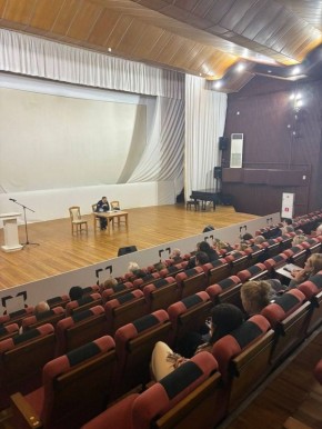 Прокурором Хостинского района г. Сочи проведена встреча с трудовым коллективом санаторно-курортной организации