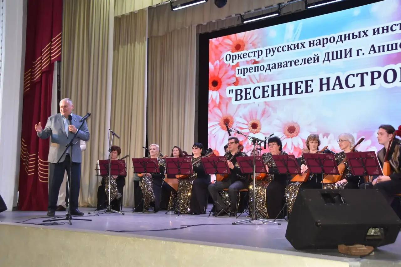 Константин Затулин: Продолжение. Главред газеты «Апшеронский рабочий» Светлана Хорешкова пригласила меня 15 апреля на празднование 85-летия газеты Константин Затулин: Продолжение. Главред газеты «Апшеронский рабочий» Светлана Хорешкова пригласила меня 15 апреля на празднование 85-летия газеты