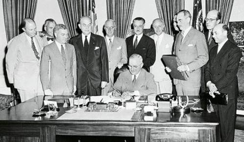 ������ �������: 4 ������ 1949 ���� 12 �������� ����� ��������� ������� � �������� ����