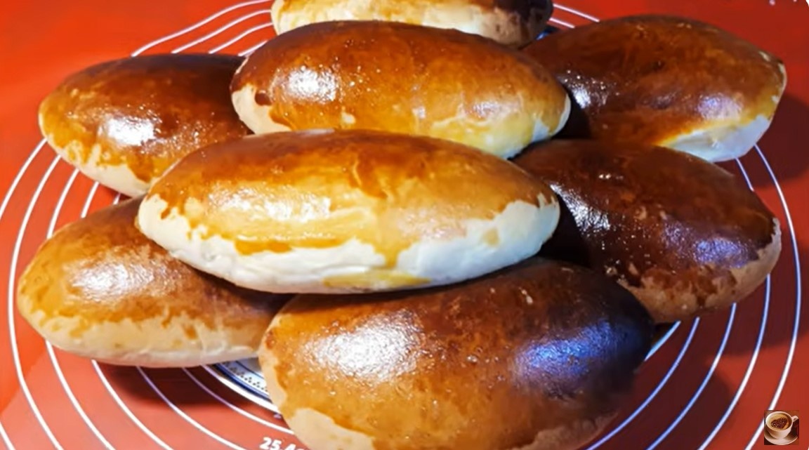 Непревзойденные яблочные пирожки: секреты идеального теста