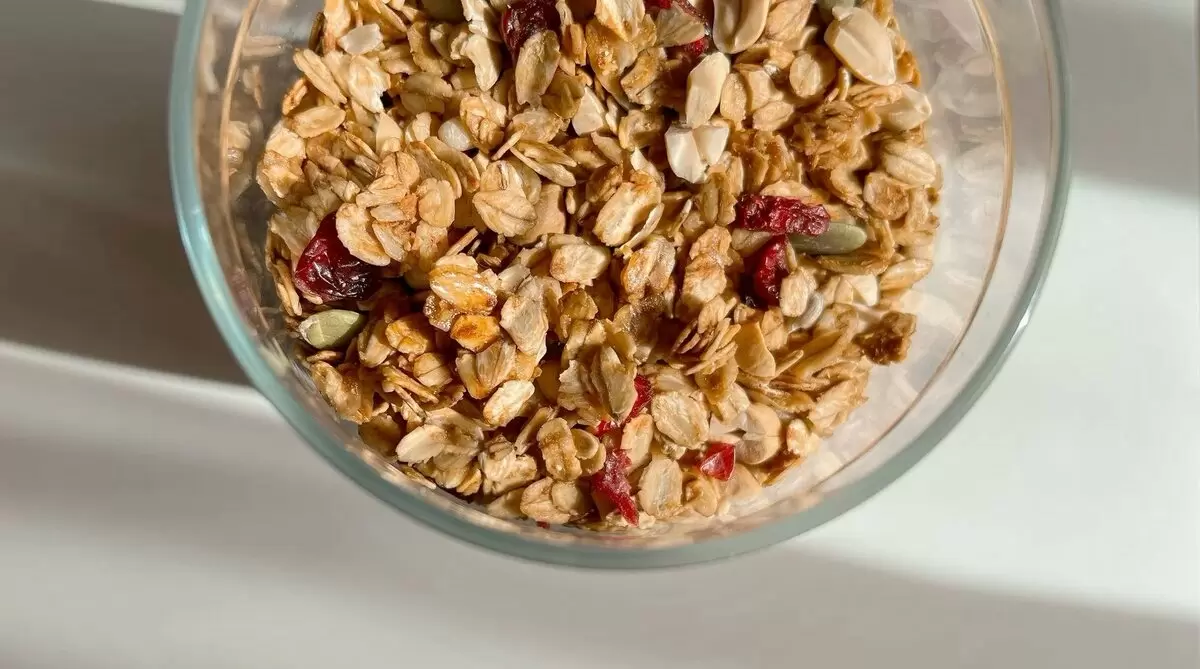 Как гранола из магазина обманывает наш аппетит