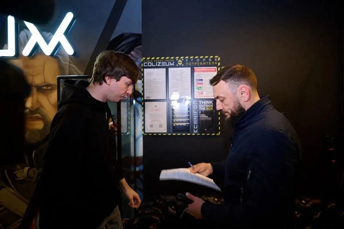 В Сочи по поручению антитеррористической комиссии проверили деятельность компьютерных клубов В Сочи по поручению антитеррористической комиссии проверили деятельность компьютерных клубов