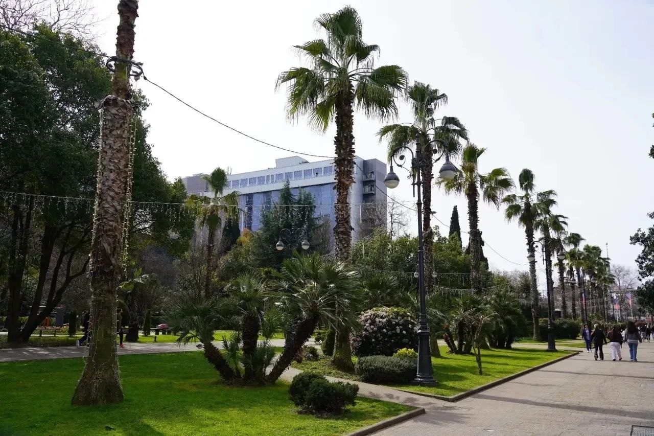 Меры борьбы с инвазивными вредителями на территории Сочи обсудили на межведомственном совещании Министра природных ресурсов и экологии России Александра Козлова Меры борьбы с инвазивными вредителями на территории Сочи обсудили на межведомственном совещании Министра природных ресурсов и экологии России Александра Козлова