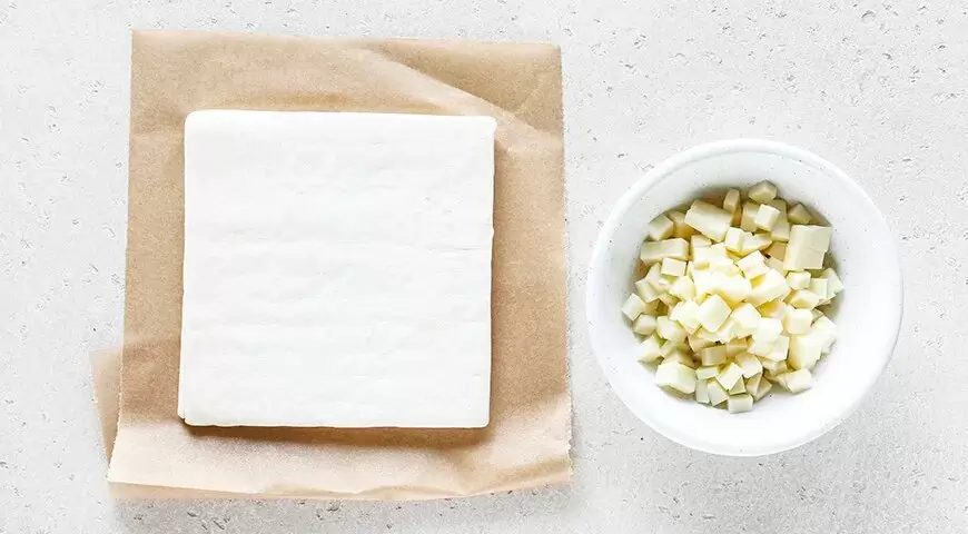 Как приготовить аппетитные слойки с сыром: пошаговый гайд