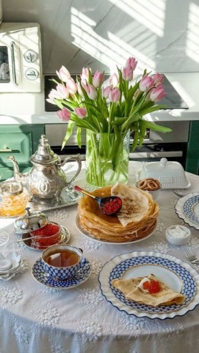 Яркая масленица: как сервировать стол с настроением