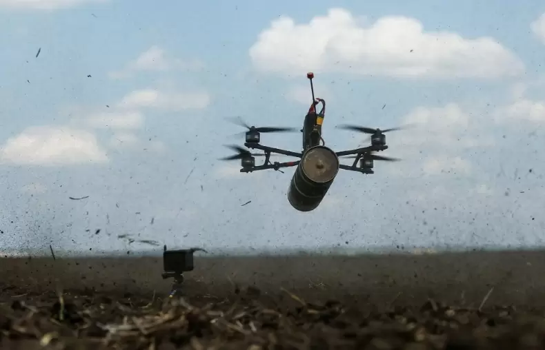 Опасные технологии: как российские беспилотники превращают дороги Украины в зоны ужаса