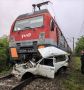 Южная транспортная прокуратура взяла на контроль установление обстоятельств столкновения автомобиля с поездом в Краснодарском крае