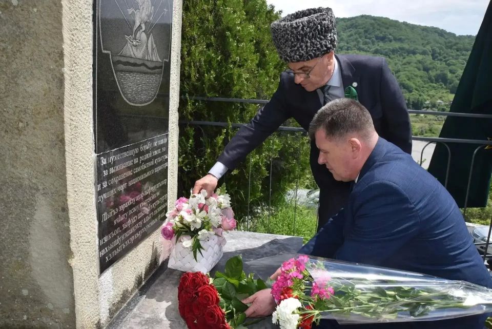 В Сочи прошли мероприятия, посвященные Дню памяти жертв Кавказской войны В Сочи прошли мероприятия, посвященные Дню памяти жертв Кавказской войны