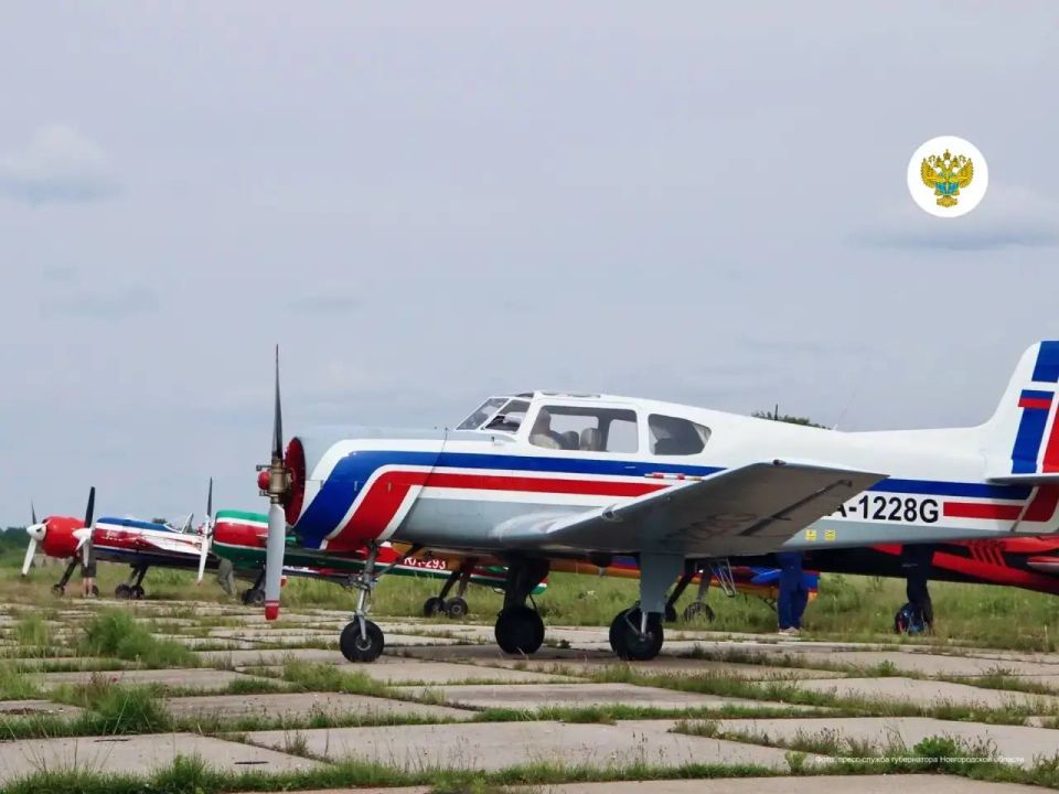 Технические решения и сроки капитального ремонта аэродрома Кречевицы обсудили на встрече Дмитрия Ядрова и первого заместителя губернатора Новгородской области Евгения Богданова Технические решения и сроки капитального ремонта аэродрома Кречевицы обсудили на встрече Дмитрия Ядрова и первого заместителя губернатора Новгородской области Евгения Богданова