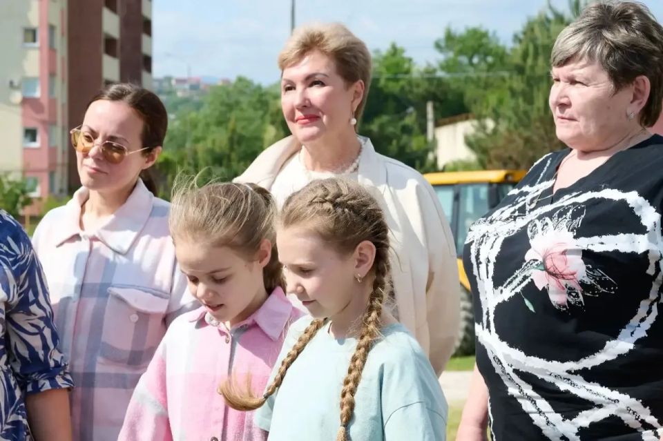 Андрей Прошунин: На улице Яна Фабрициуса в Хостинском районе дан старт строительству школы на 800 мест Андрей Прошунин: На улице Яна Фабрициуса в Хостинском районе дан старт строительству школы на 800 мест