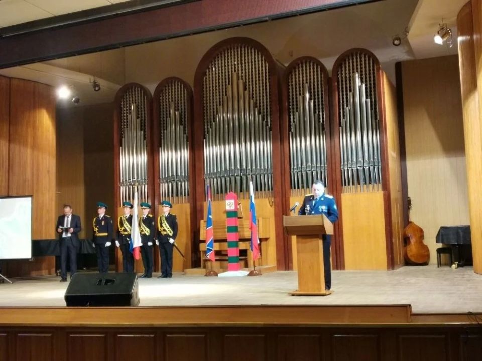 Сотрудники Росгранстроя приняли участие в торжестве в честь Дня пограничника Сотрудники Росгранстроя приняли участие в торжестве в честь Дня пограничника