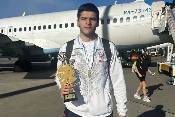 Четверо сочинских спортсменов стали призерами Первенства России по кикбоксингу Четверо сочинских спортсменов стали призерами Первенства России по кикбоксингу