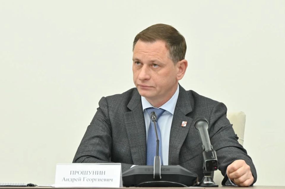 Глава Сочи Андрей Прошунин: В этом году закупим для муниципальных маршрутов 37 новых автобусов, а уже летом между Сочи и Адлером начнет работать морское такси Глава Сочи Андрей Прошунин: В этом году закупим для муниципальных маршрутов 37 новых автобусов, а уже летом между Сочи и Адлером начнет работать морское такси
