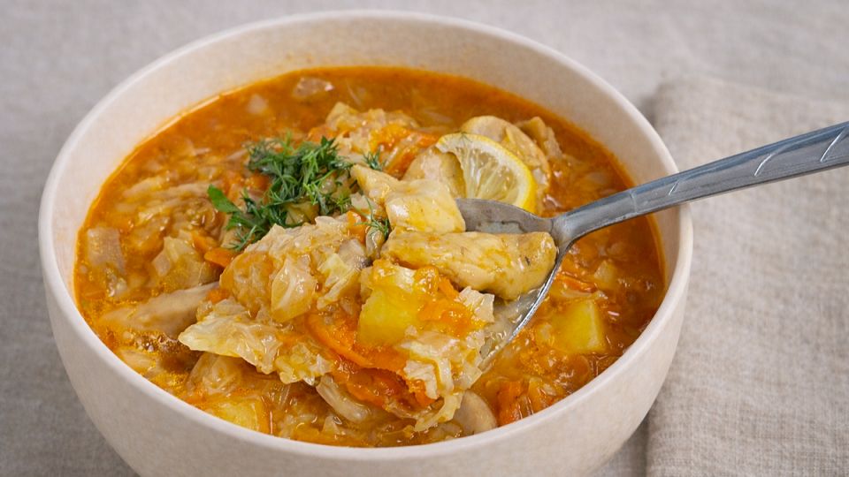 Как приготовить ароматные постные щи с капустой и грибами
