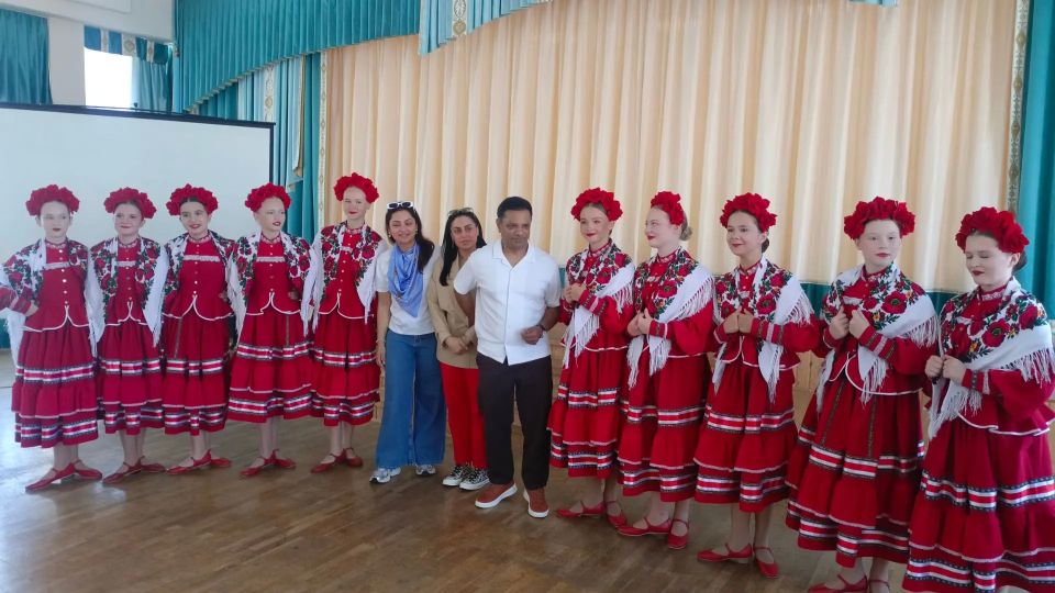 В лагере «Ласточка» и школе №4 прошли киноуроки с участием международных экспертов В лагере «Ласточка» и школе №4 прошли киноуроки с участием международных экспертов