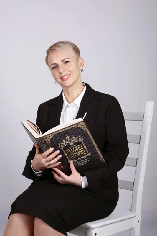 В нашей ежегодной рубрике «Высший балл» рассказываем о стобалльниках и их педагогах, которые помогли добиться таких успехов В нашей ежегодной рубрике «Высший балл» рассказываем о стобалльниках и их педагогах, которые помогли добиться таких успехов