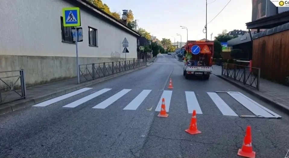 В городе продолжаются текущие работы по обновлению дорожной инфраструктуры и благоустройству объектов транспортной сети