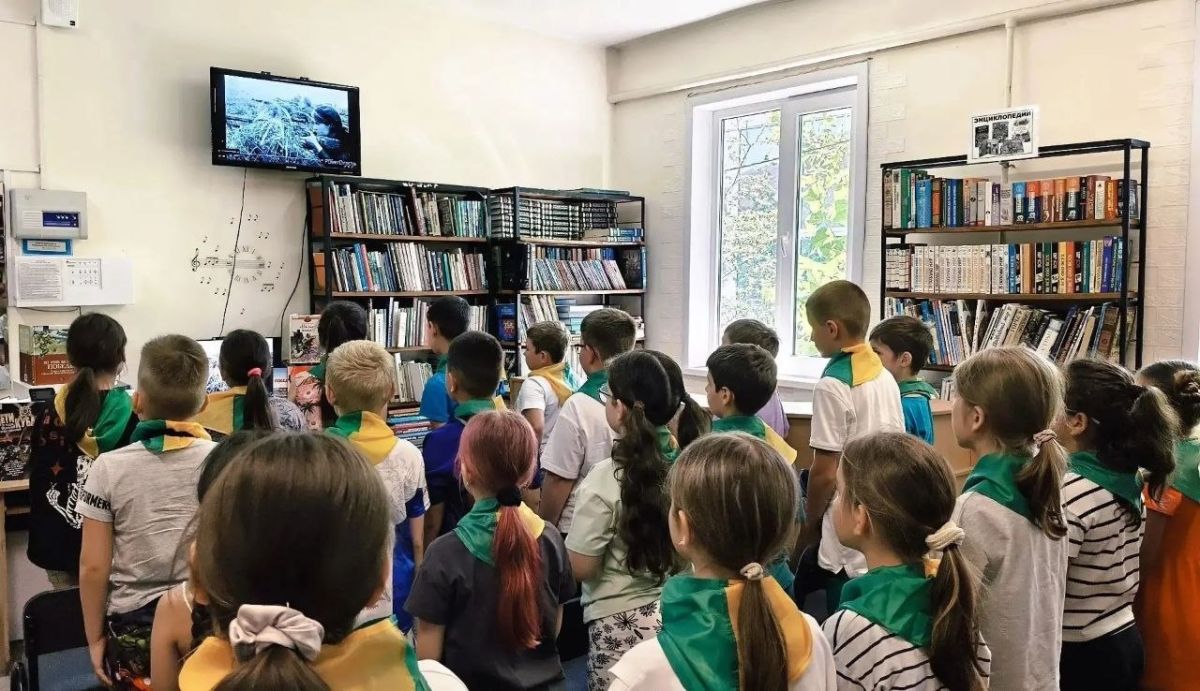 Сочи присоединился ко Всероссийской минуте молчания Сочи присоединился ко Всероссийской минуте молчания