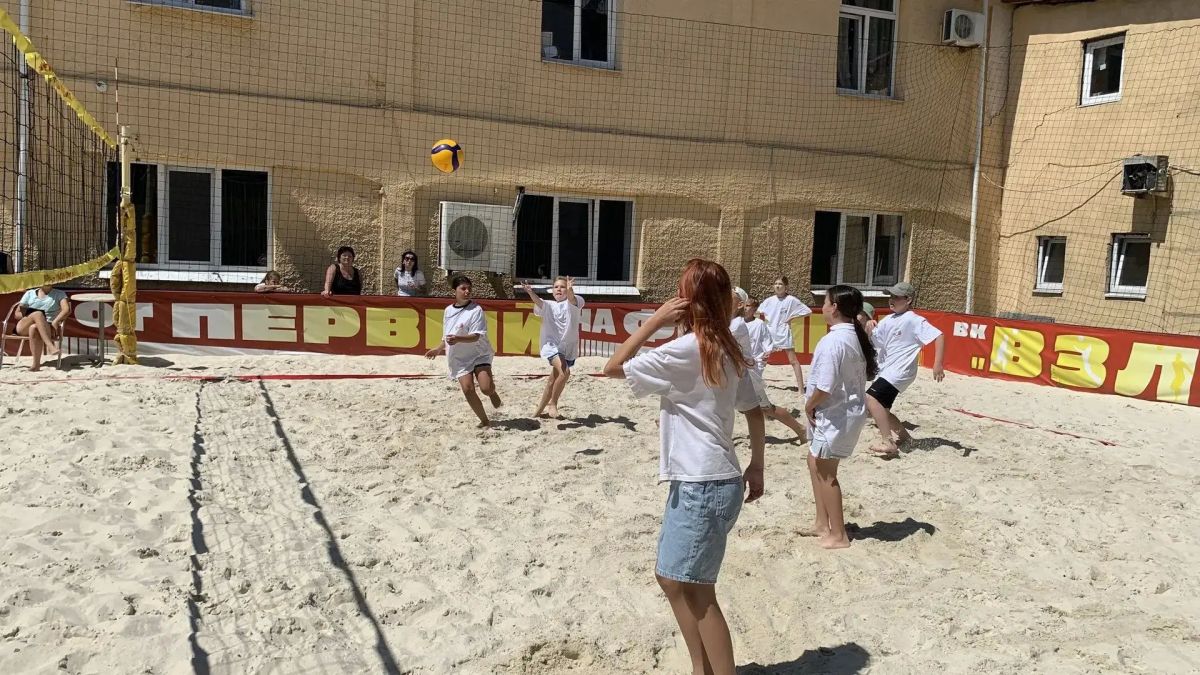 Олимпийский день в Сочи . 23 июня в образовательных организациях Сочи прошли мероприятия, приуроченные к Международному Олимпийскому дню Олимпийский день в Сочи . 23 июня в образовательных организациях Сочи прошли мероприятия, приуроченные к Международному Олимпийскому дню