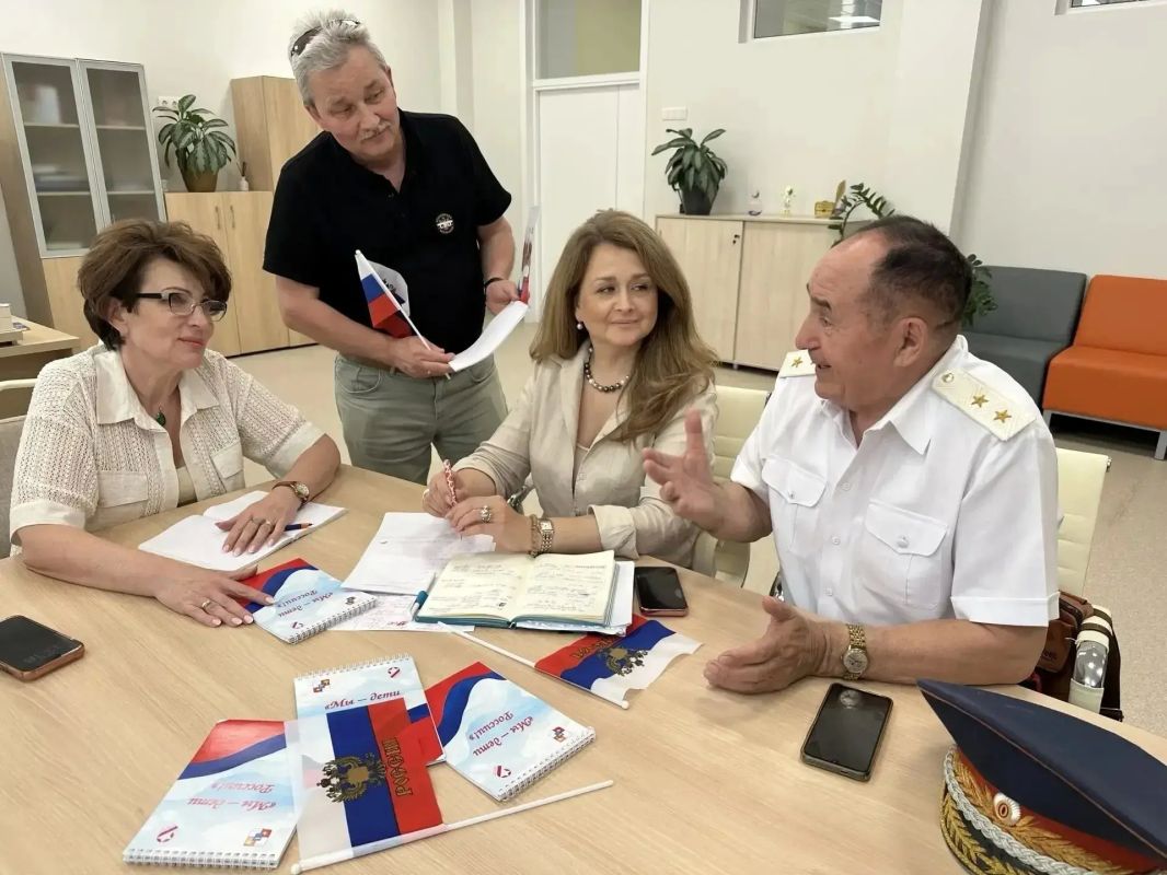 В Сочи стартовала молодежная патриотическая акция «Мы – дети России! Второй сезон» В Сочи стартовала молодежная патриотическая акция «Мы – дети России! Второй сезон»