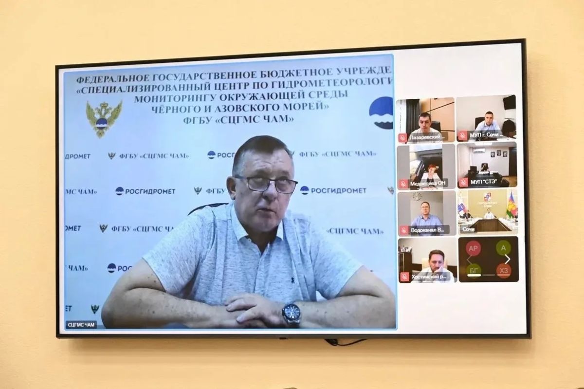 Андрей Прошунин: К сочинскому побережью приближается мощный холодный фронт, и синоптики не исключают интенсивных ливневых осадков Андрей Прошунин: К сочинскому побережью приближается мощный холодный фронт, и синоптики не исключают интенсивных ливневых осадков