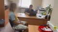 В Сочи полиция проверяет отца, который нес грудного младенца вниз головой, чтобы успокоить