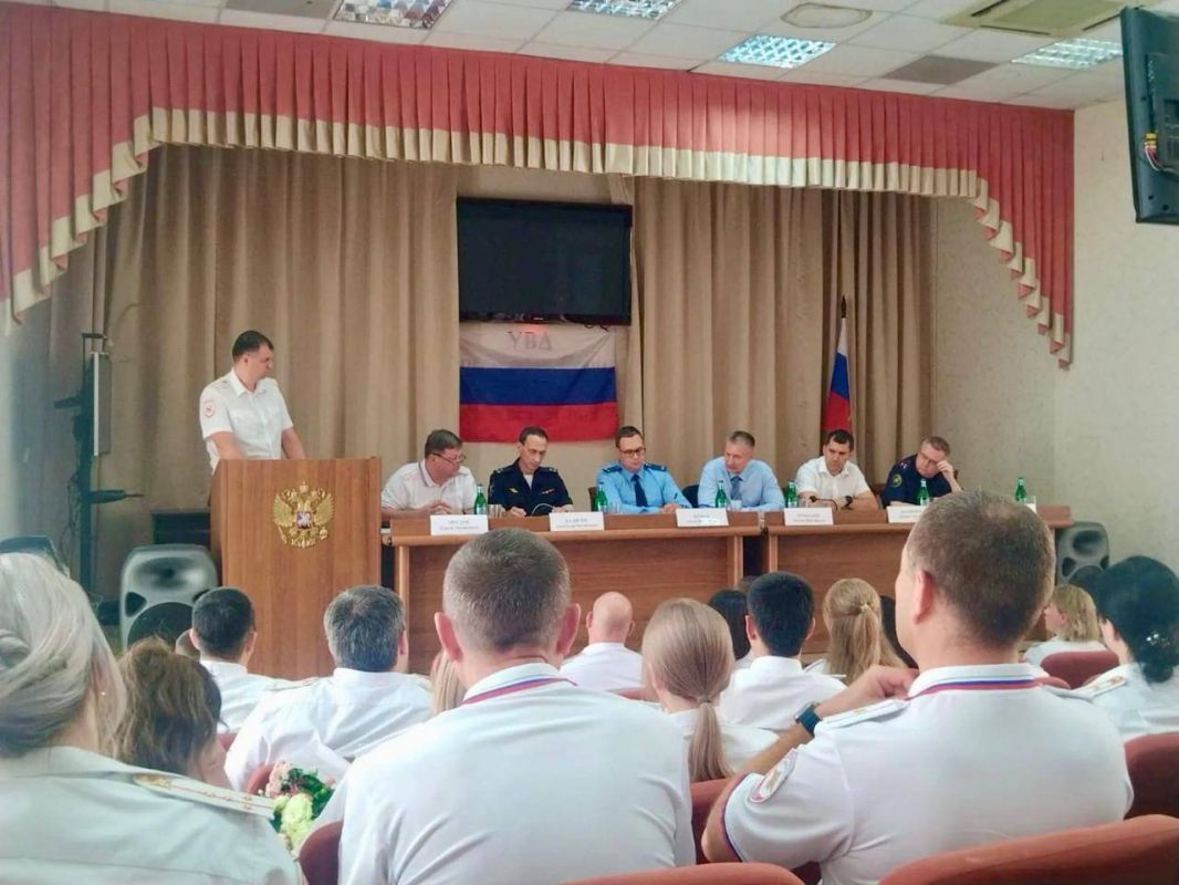 Руководством прокуратуры Лазаревского района г.Сочи принято участие в подведении итогов работы органов внутренних дел за первое полугодие 2026 года