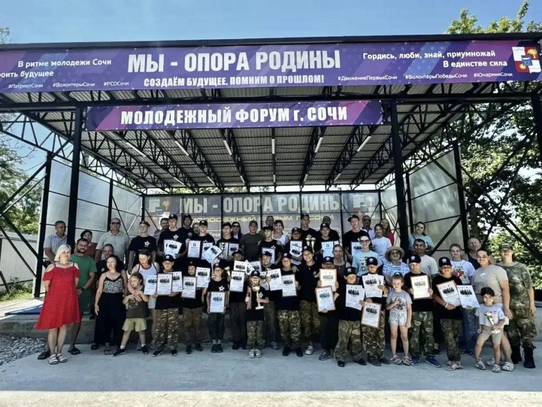 В Сочи завершились ежегодные военно-полевые сборы «Оберег-2026» В Сочи завершились ежегодные военно-полевые сборы «Оберег-2026»