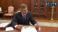 Президент России Владимир Путин провёл в Кремле встречу с генеральным директором — председателем правления ОАО «Российские железные дороги» Олегом Белозёровым
