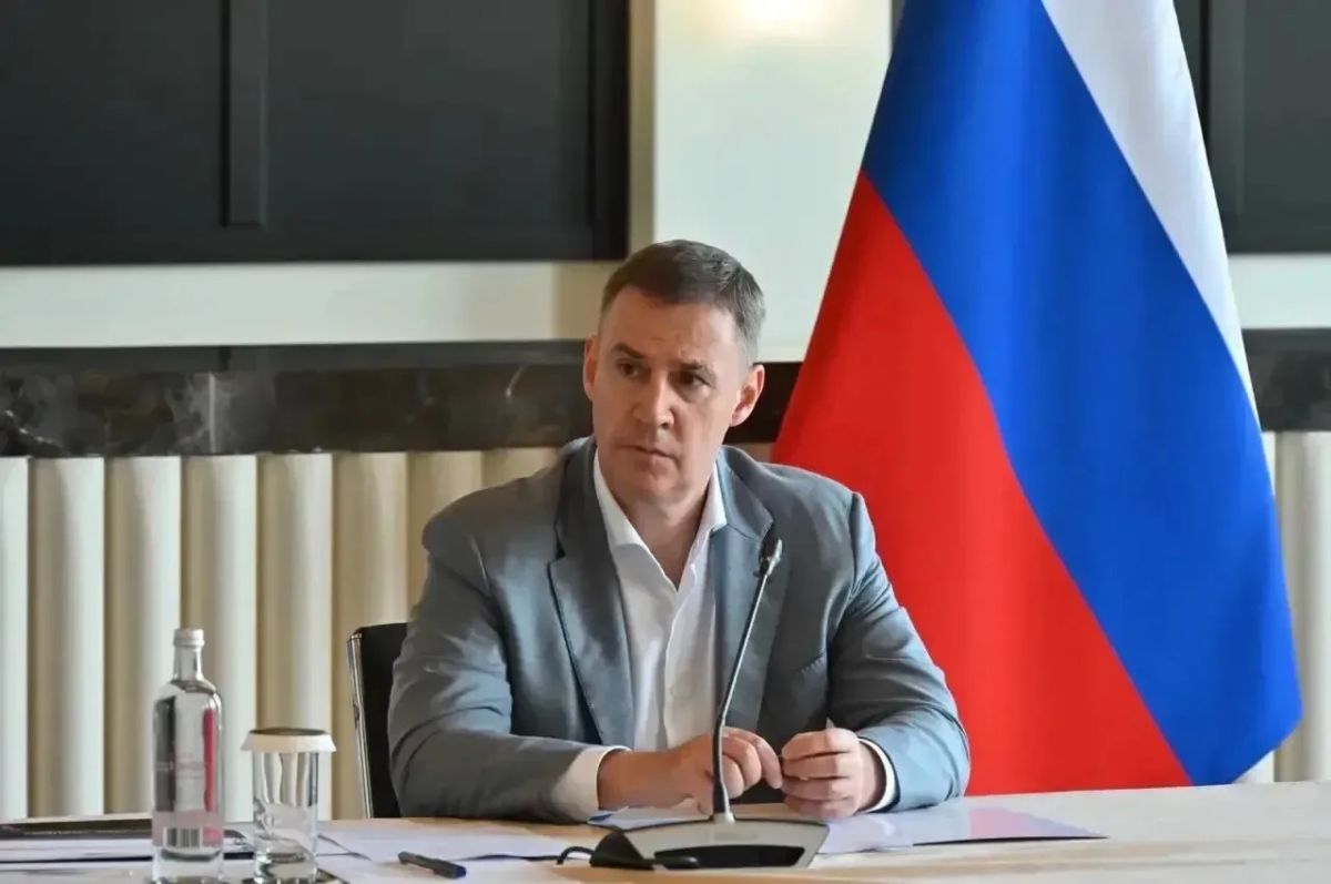Вице-премьер Правительства России Дмитрий Патрушев провел в Сочи совещание по развитию туризма на ООПТ Вице-премьер Правительства России Дмитрий Патрушев провел в Сочи совещание по развитию туризма на ООПТ