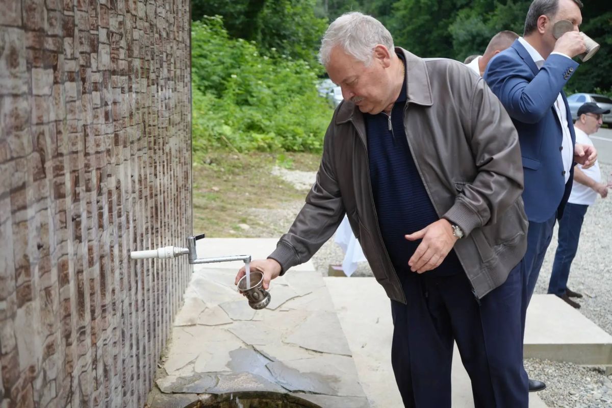 Константин Затулин: Источник Серебряной воды вновь утоляет жажду Константин Затулин: Источник Серебряной воды вновь утоляет жажду