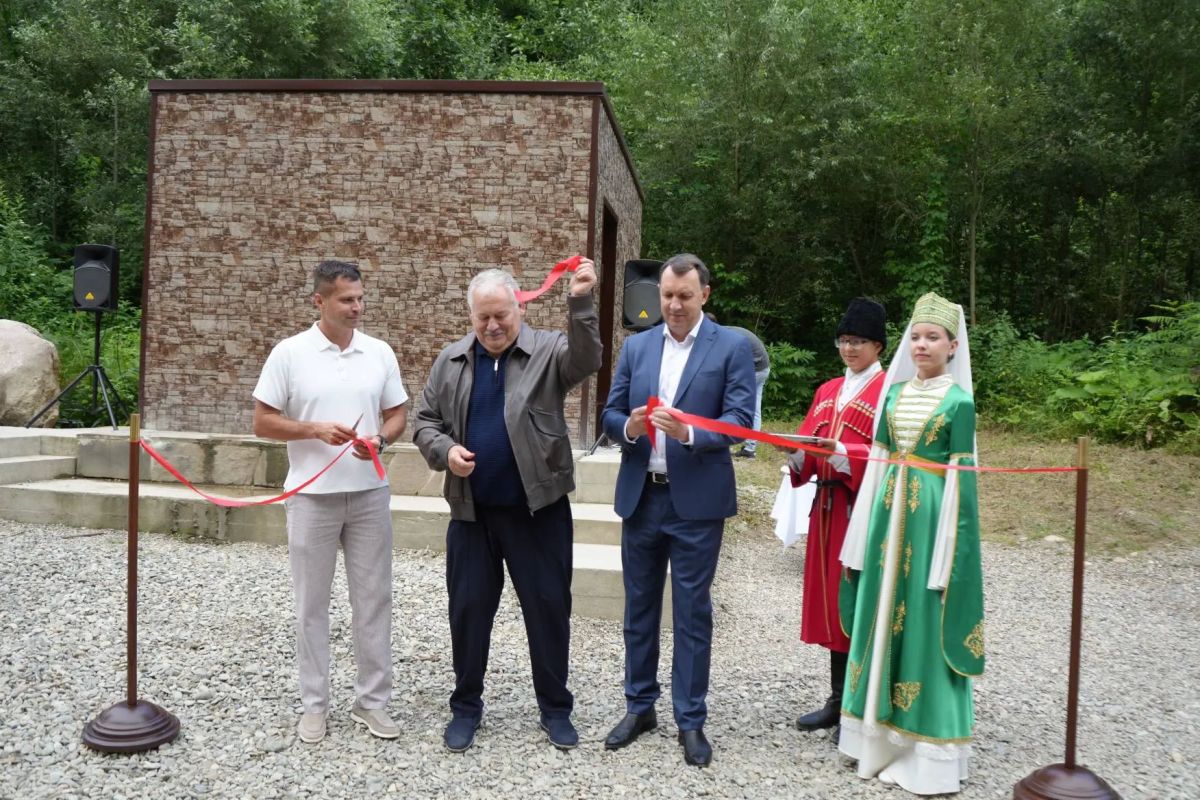 Константин Затулин: Источник Серебряной воды вновь утоляет жажду Константин Затулин: Источник Серебряной воды вновь утоляет жажду