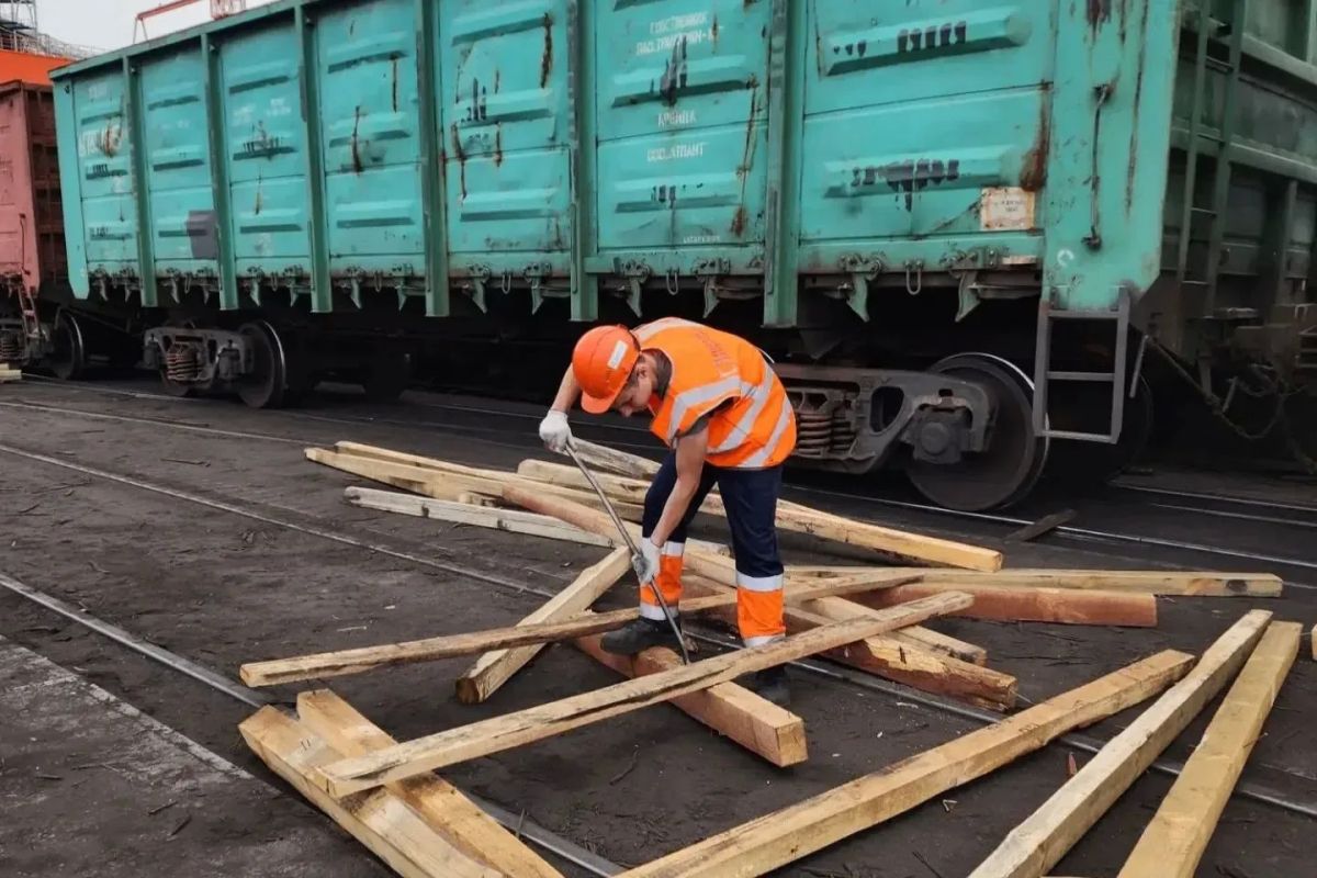 Участники сочинских студенческих отрядов получают профессиональный опыт на предприятиях страны Участники сочинских студенческих отрядов получают профессиональный опыт на предприятиях страны