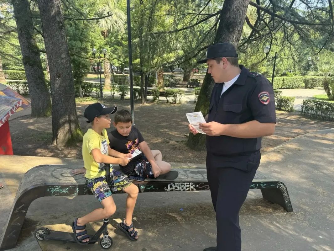 Профилактическая акция «Безопасность на СИМ» прошла сегодня в скейт-парке
