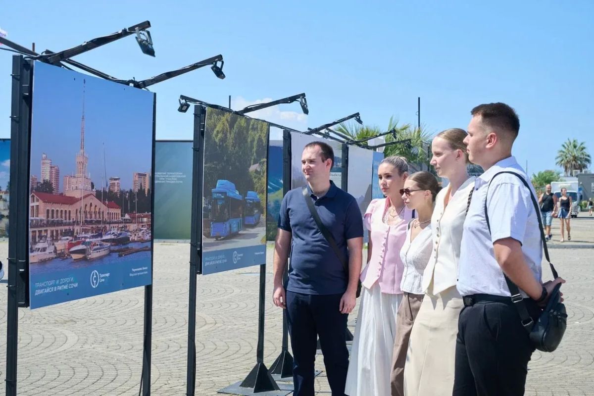 В Сочи открылась выставка, посвященная транспорту и дорогам курорта В Сочи открылась выставка, посвященная транспорту и дорогам курорта