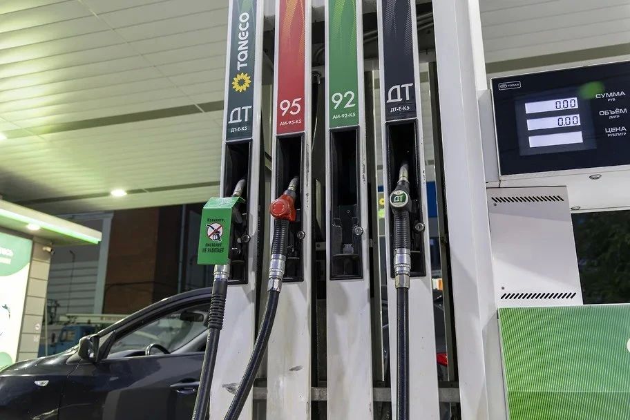 Утром 20 августа в Сочи работают 52 АЗС