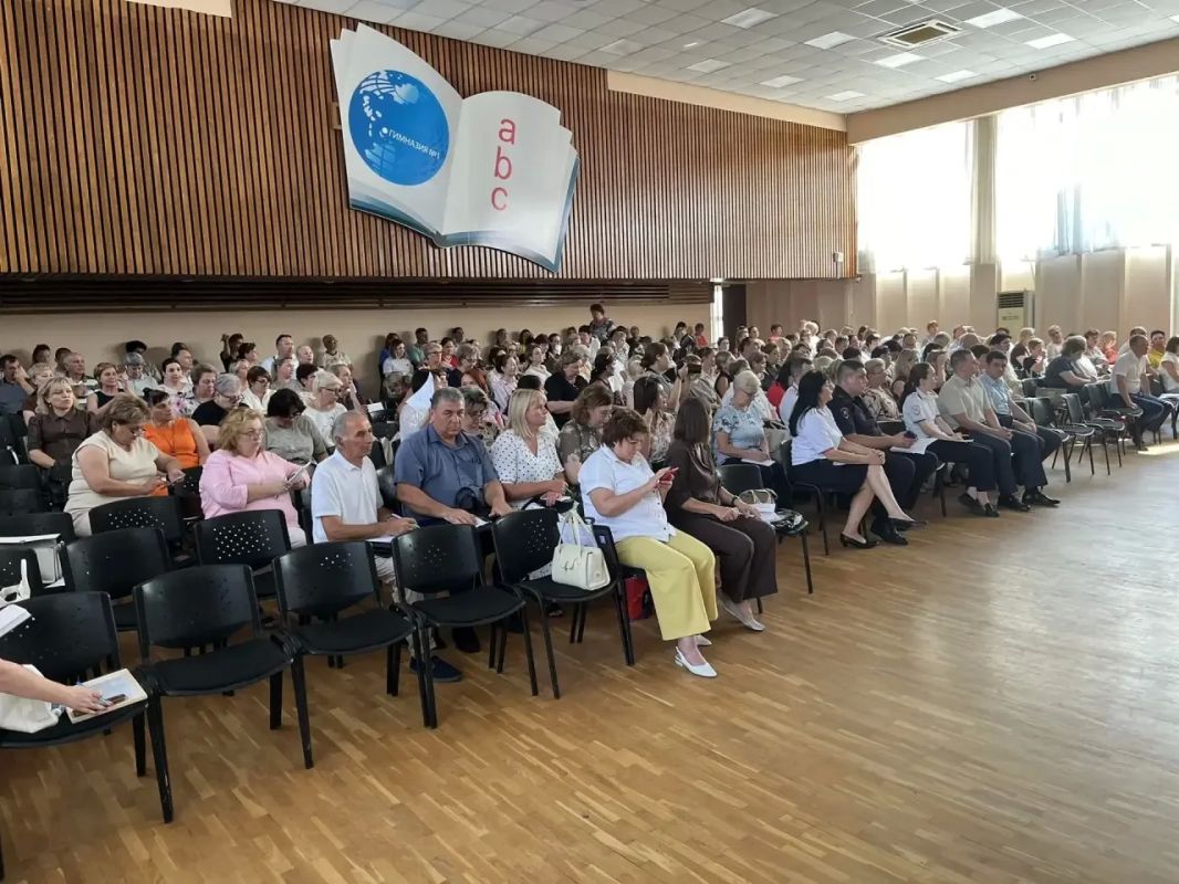 В Сочи обсудили безопасность детей на дорогах В Сочи обсудили безопасность детей на дорогах