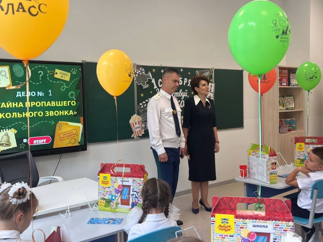 Прокурор края Виктор Винецкий принял участие в торжественном мероприятии, посвященном Дню знаний Прокурор края Виктор Винецкий принял участие в торжественном мероприятии, посвященном Дню знаний