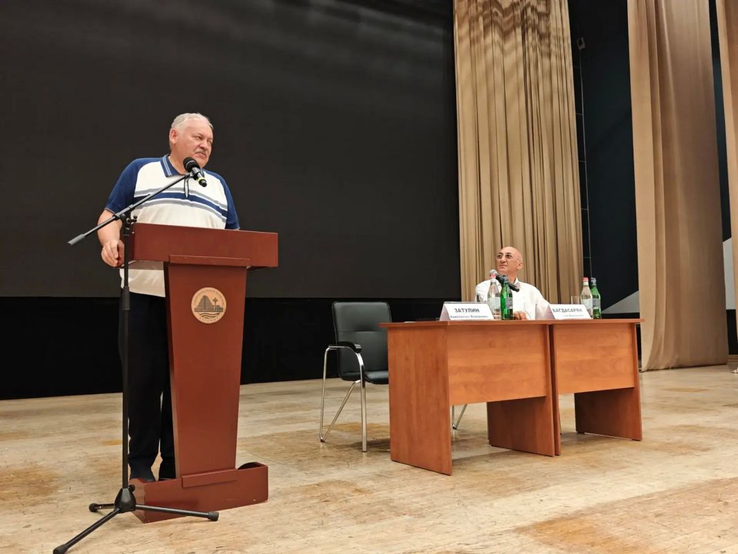 Константин Затулин встретился с коллективом Оздоровительного комплекса «Дагомыс»