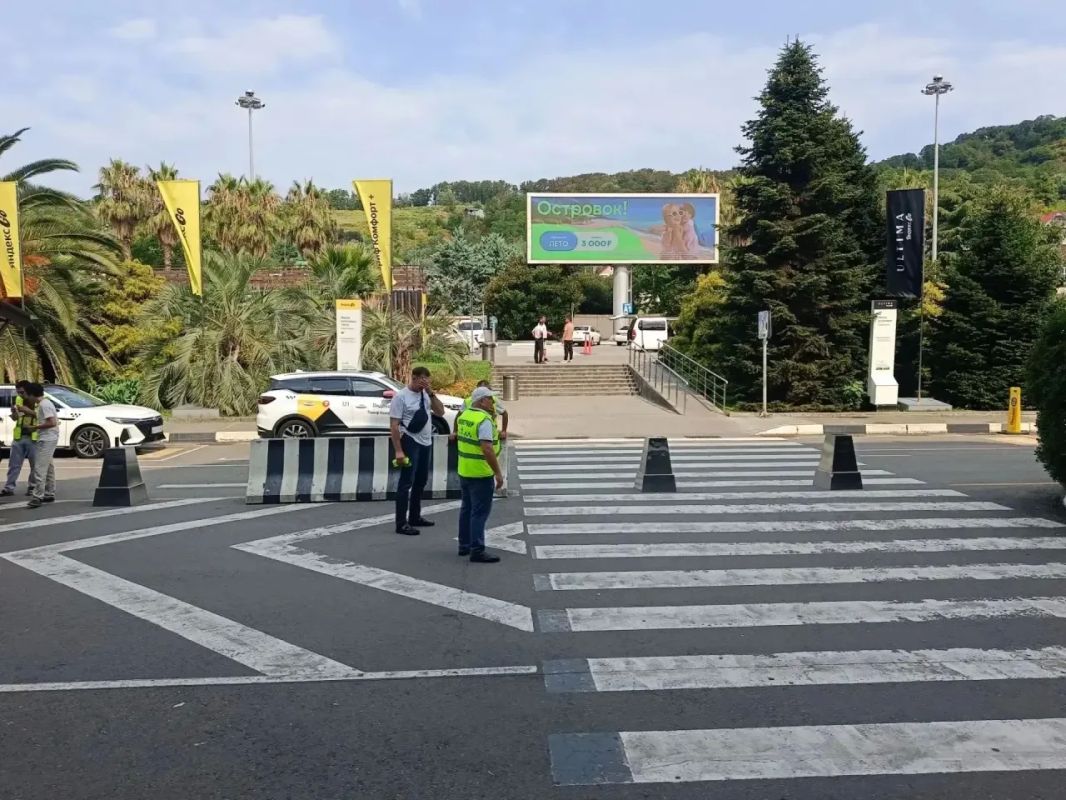 Продолжаются рейдовые мероприятия на транспортных узлах Сочи Продолжаются рейдовые мероприятия на транспортных узлах Сочи
