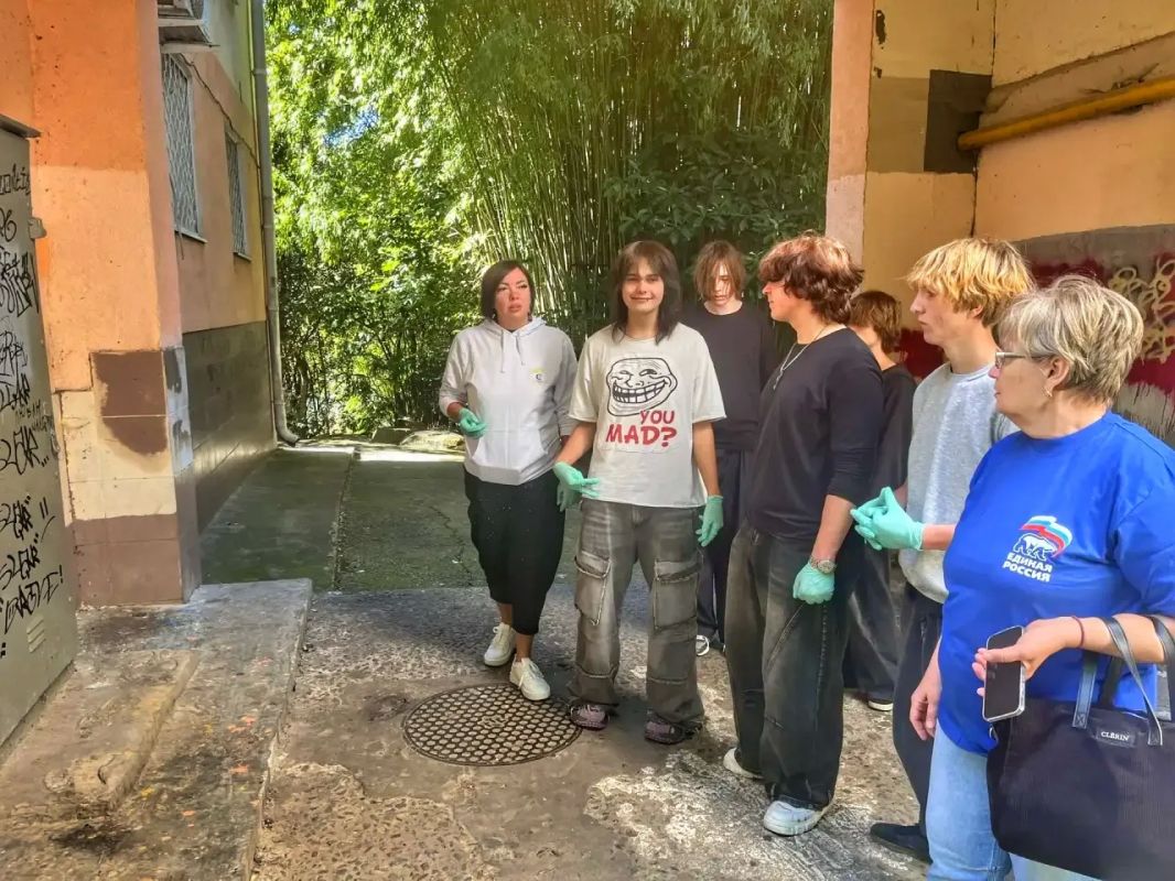 В Хостинском районе прошла профилактическая акция «Кубань без наркотрафаретов» В Хостинском районе прошла профилактическая акция «Кубань без наркотрафаретов»