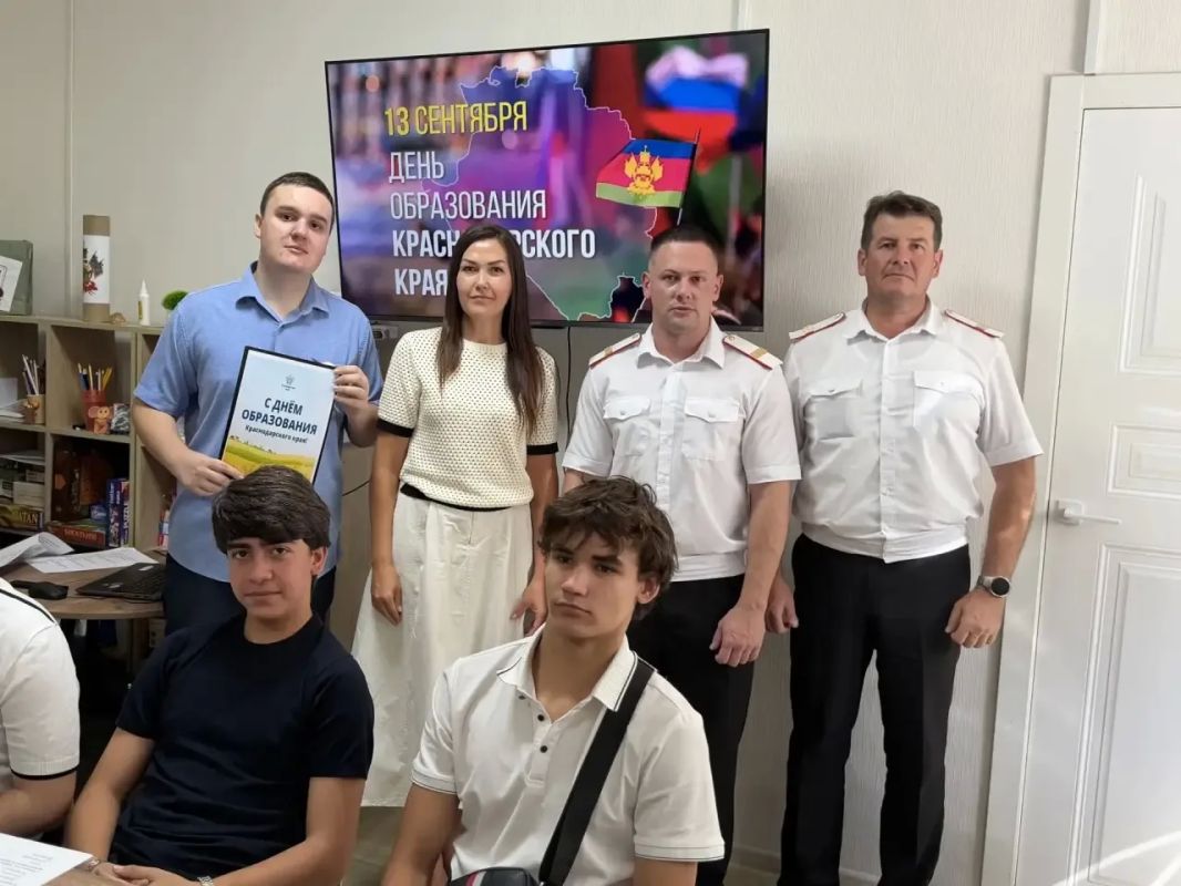 10 сентября в клубе «Досуг, спорт, молодёжь» прошла игра для студентов из Лазаревского 10 сентября в клубе «Досуг, спорт, молодёжь» прошла игра для студентов из Лазаревского