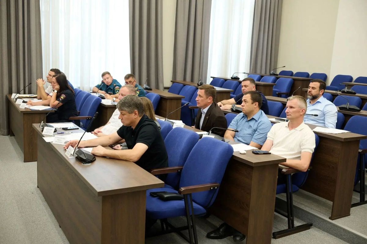 В Сочи прошло заседание городского оперативного штаба по проведению курортного сезона В Сочи прошло заседание городского оперативного штаба по проведению курортного сезона