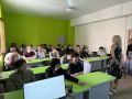 Сотрудники сочинской Госавтоинспекции приняли участие в социальном проекте «Профилактический маршрут безопасности», который был организован для студентов компьютерной академии «Топ»
