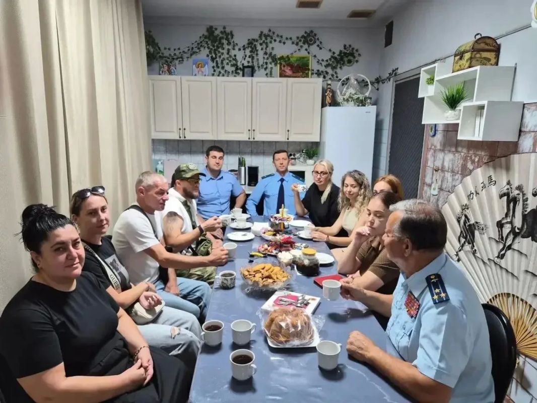 В Сочи продолжается реализация проекта «Кухня» для участников СВО и членов их семей В Сочи продолжается реализация проекта «Кухня» для участников СВО и членов их семей