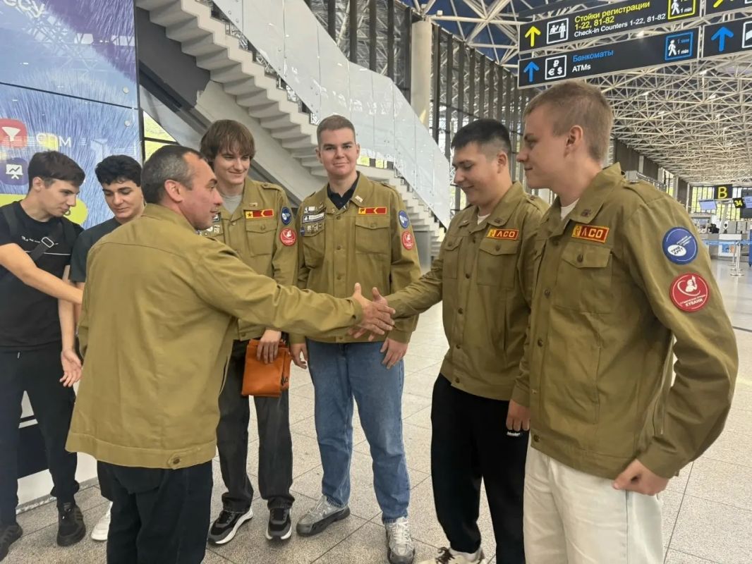 Сочинский Отряд «Аксиома» отправляется покорять Дальний Восток! Сочинский Отряд «Аксиома» отправляется покорять Дальний Восток!
