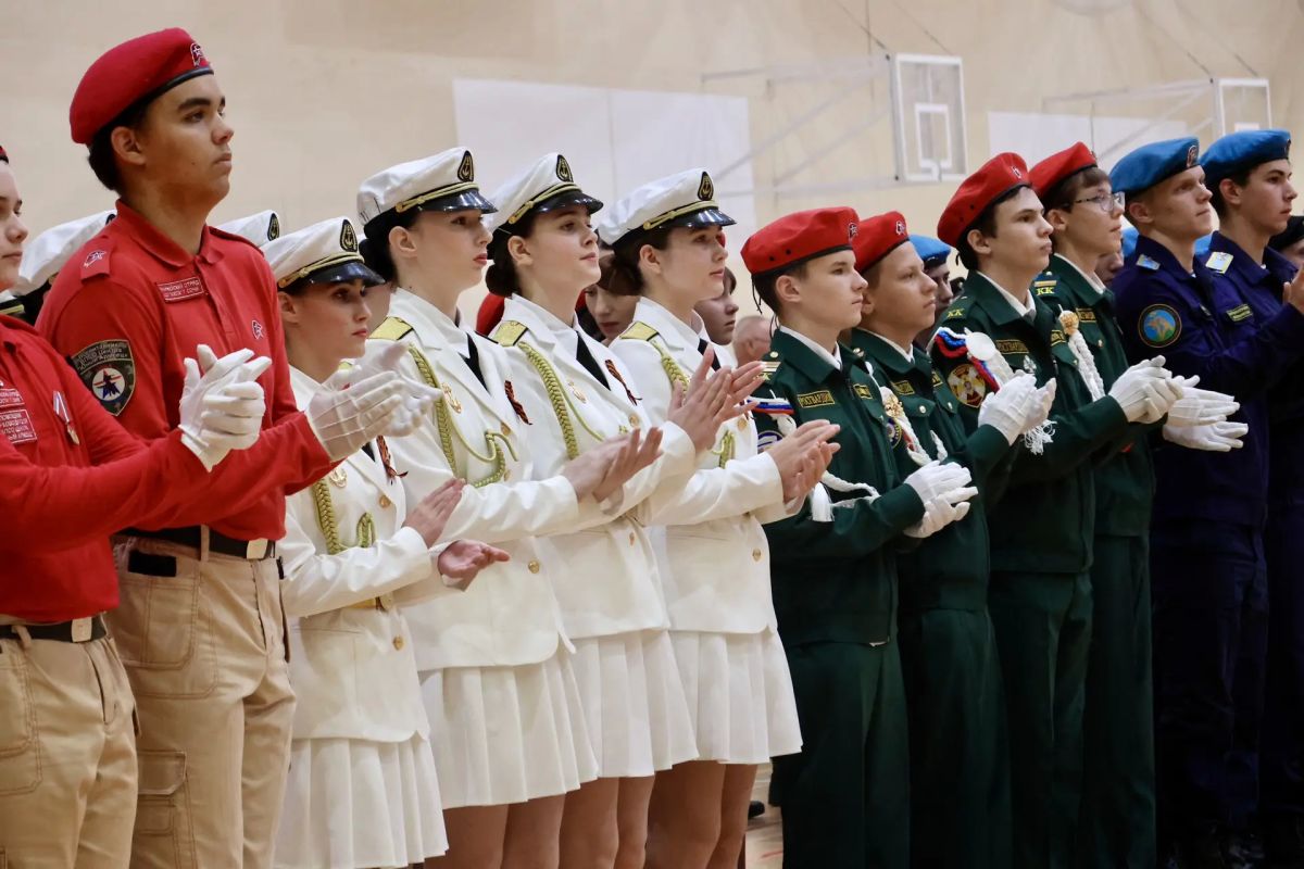 На базе ФГБУ «Юг-Спорт» состоялся торжественный марш военно-патриотических, военно-спортивных, казачьих клубов и объединений города Сочи На базе ФГБУ «Юг-Спорт» состоялся торжественный марш военно-патриотических, военно-спортивных, казачьих клубов и объединений города Сочи